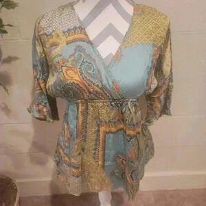 One West New York Colorful Blouse Size Medium Deep V Kimono Sleeve 100% SILK